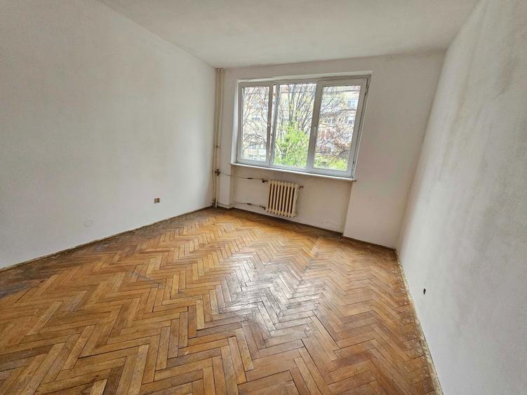 Etaj 1 - Apartament 2 camere Rogerius, 44 mp, balcon PROPRIETAR - Oradea Str. Transilvaniei - 6