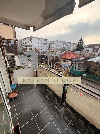 Apartament 3 camere ,centrala proprie,  in Ploiesti ,  Eroilor - 12