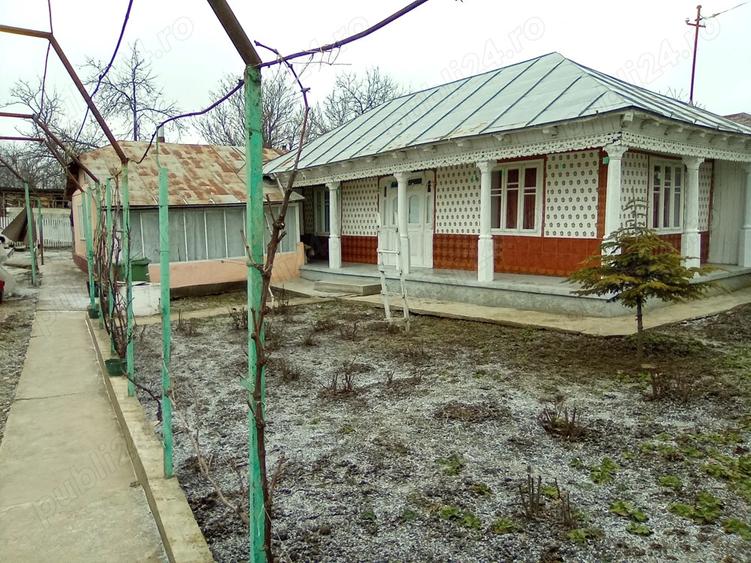 Vand casa locuibila - 1