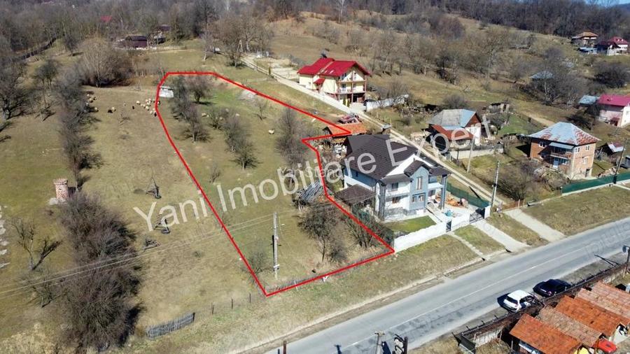 Teren de vanzare in comuna Valea Ia?ului, sat Valea Ia?ului, jude? Arge?.