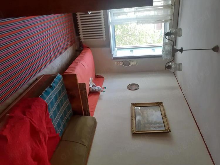 Apartament de vanzare - 4