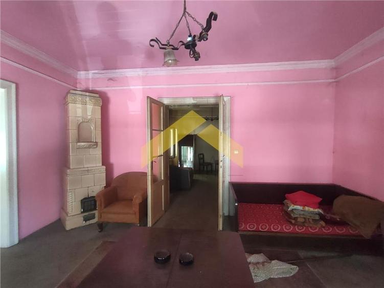 Casa cu 6 camere de vanzare Ultracentral - 3