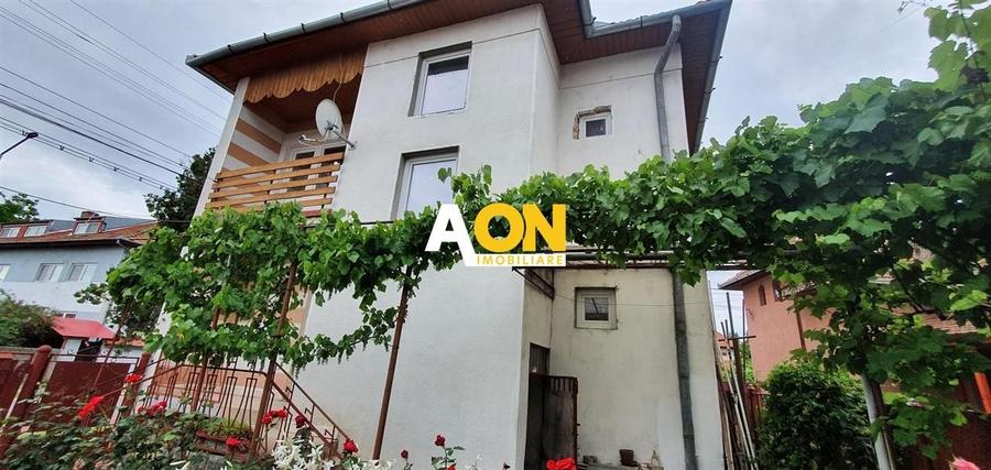 Casa langa Cetatea Alba Carolina ideala pentru investitie sau locuinta - 1