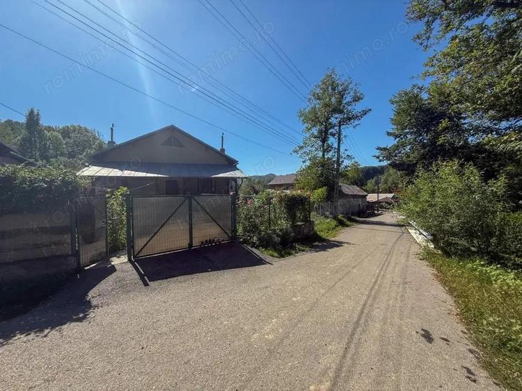 Casa de vacanta sau rezidenta in Adunati, buget redus - 7