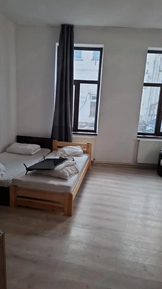 Inchiriez 2 apartamente intr-o casa zona centrala! De inchiriat 2 apartamente in casa, zona cent - 3