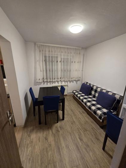 Inchiriez apartament 4 camere - etaj 1 - 10