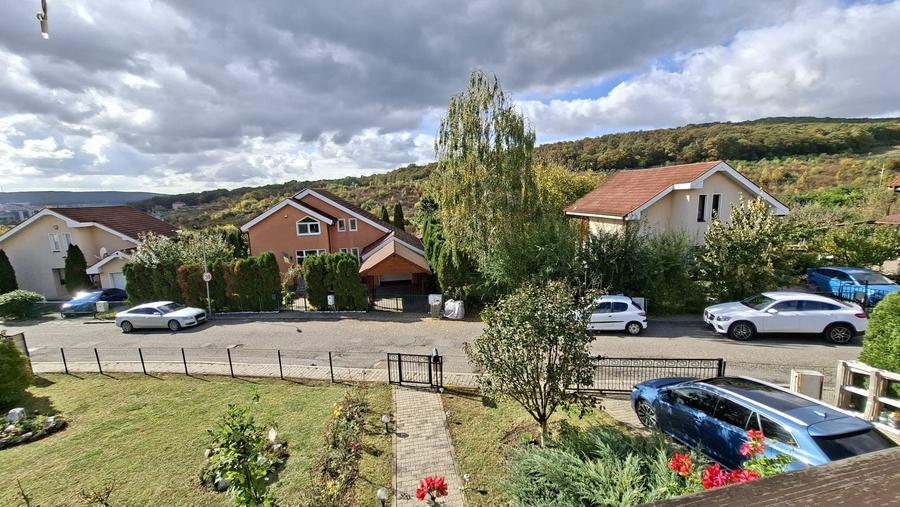 De vanzare casa singur in curte, 4 camere, Cart. Orizontului - 2