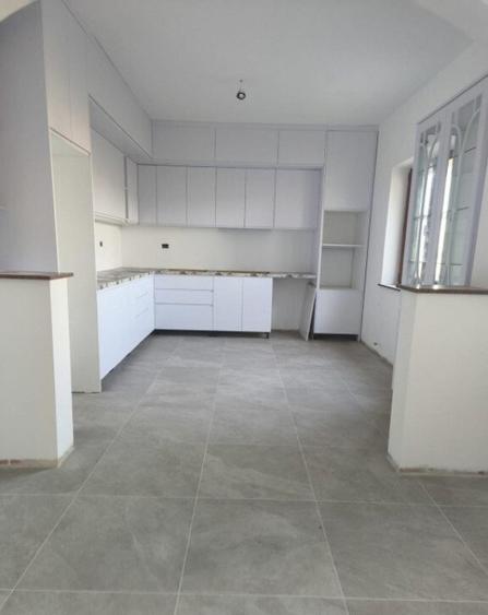 Casa finisata, teren 2500mp, Marginea - 15