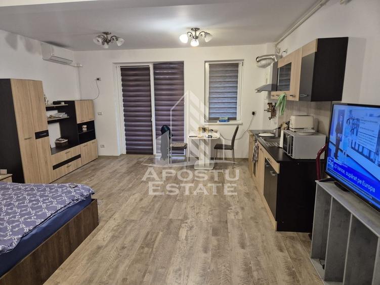 Apartament 1 camera de inchiriat , curte ,Giroc - 2