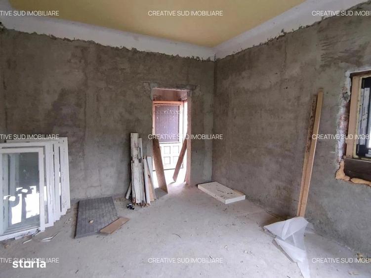 Sinaia / Peles - Vila D+P+M - 10 Camere - 260 mp utili - 700 mp teren - 4