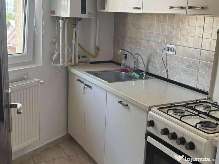 Inchiriez apartament 2 camere central - 8