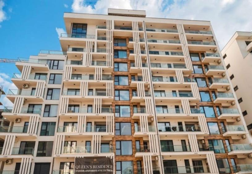 Vedere spre mare, vibe de catalog si o terasa cat un podium de moda. - 8