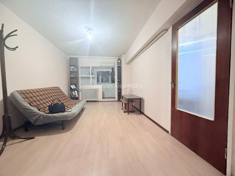 APARTAMENT 2 CAMERE BLOC 1989 REABILITAT TERMIC CRANGASi