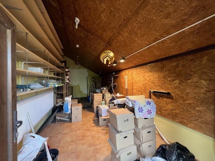 Doua vile individuale in aceeasi curte - 550mp teren - 23