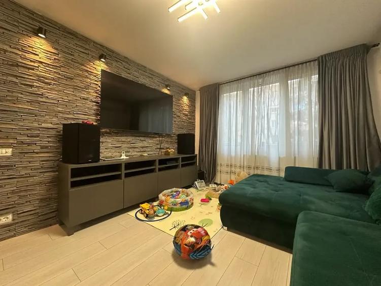 Apartament 3 camere decomandat, renovat integral !!! - 1