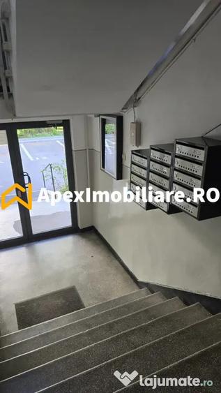 Apartament cu 2 camere decomandat în Drumul Taberei