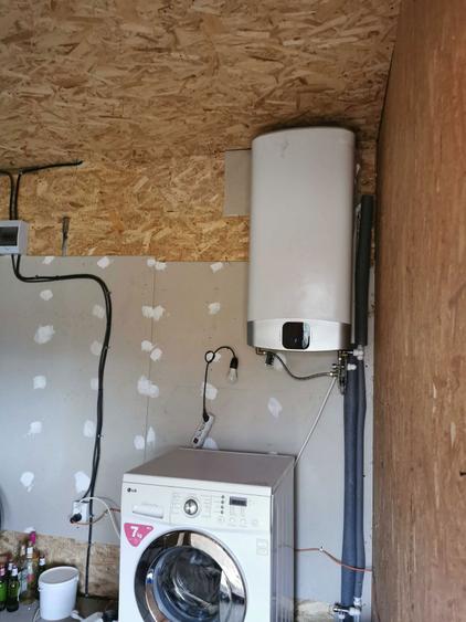 De Vanzare Casuta la Tara - 5