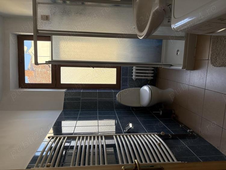 De vanzare apartament 2 camere ,ultracentral ,la casa - 9