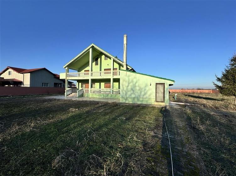 CASA DE VANZARE BOTARLAU ( com.Vulturu) - 8