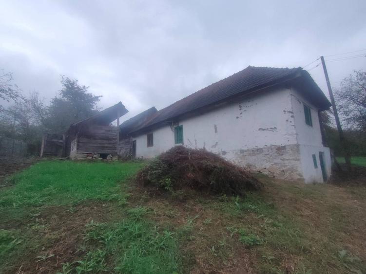 Casa de vanzare in Dobrot - 4