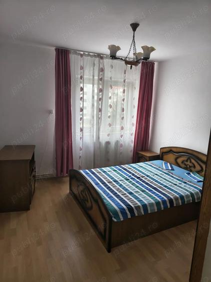 Inchiriez apartament cu 2 camere - 1