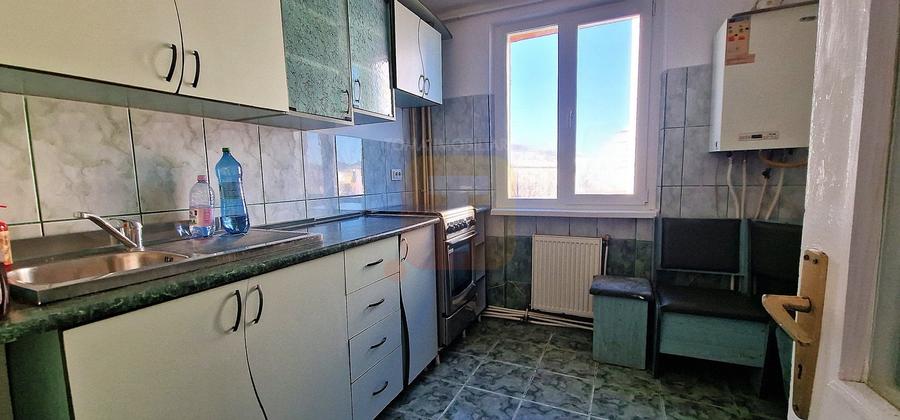 Apartament 3 camere decomandat, etaj 3/4, zonă Calea Romanului - Baie mare unifi - 6