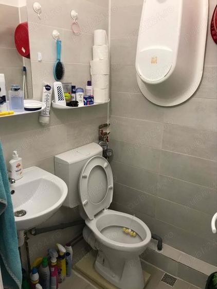 Proprietar Vand garsoniera, etaj 1 - 10