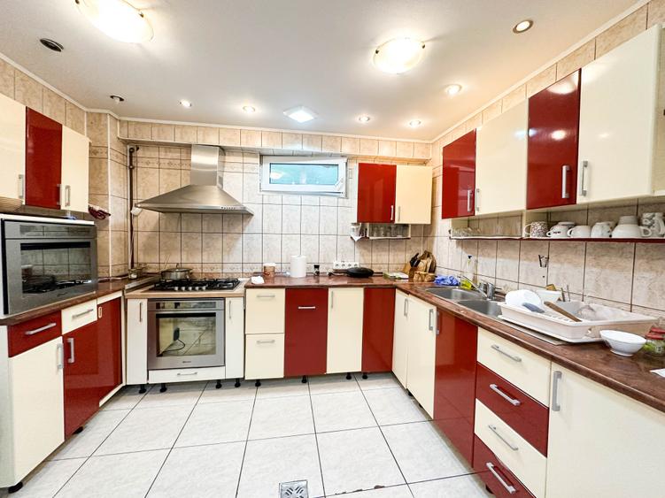 Vila de inchiriat Mogosoaia-Chitila* Pretabil Investitie * - 24