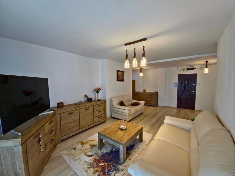 Vedere la mare Faleza Nord 3 camere mobilat utilat loc de parcare termen lung - 29