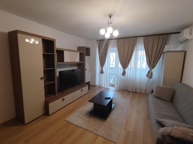 Studio 40 mp, Calea Vitan-5 minute de Metrou Mihai Bravu, mobilata, renovata. - 1