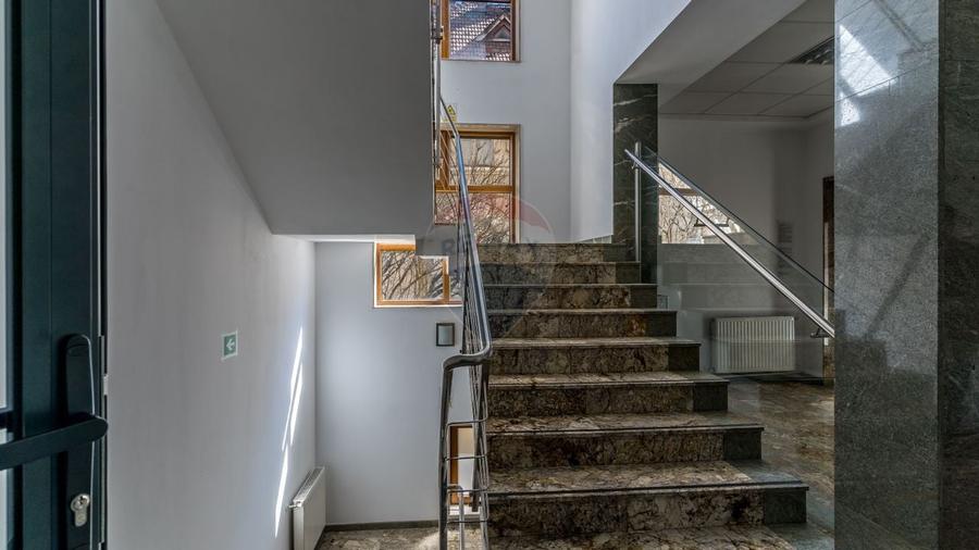 Spatiu de birouri de 754.6mp de vanzare, zona Andrei Muresanu - 3