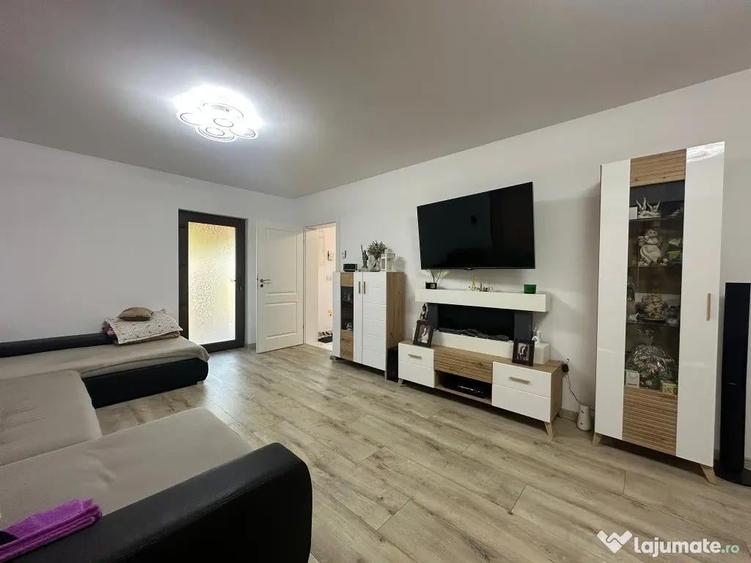 Case moderne in Halchiu lini?te, intimitate ?i acces rapid catre BV! - 3