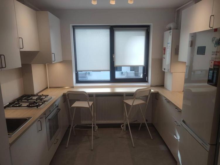 Apartament cu 2 camere decomandat, mobilat în Theodor Pallady