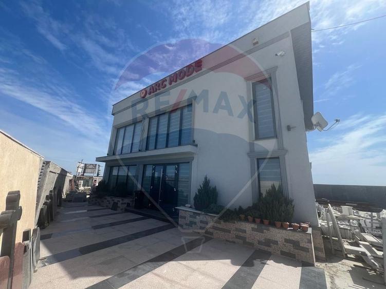 Spațiu industrial, de 740 mp, în Vânători