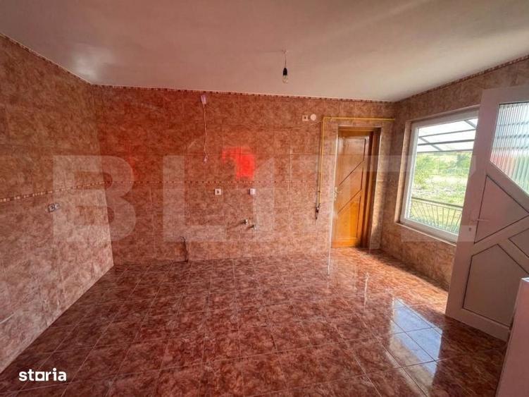 Casă cu 4 camere în Chiraleș