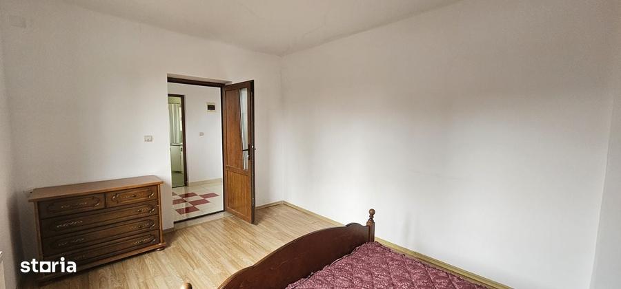 Casă cu 4 camere decomandat cu Teren 502 Mp în Șelimbăr