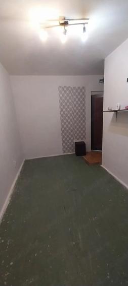 Garsonieră decomandată în Baicului
