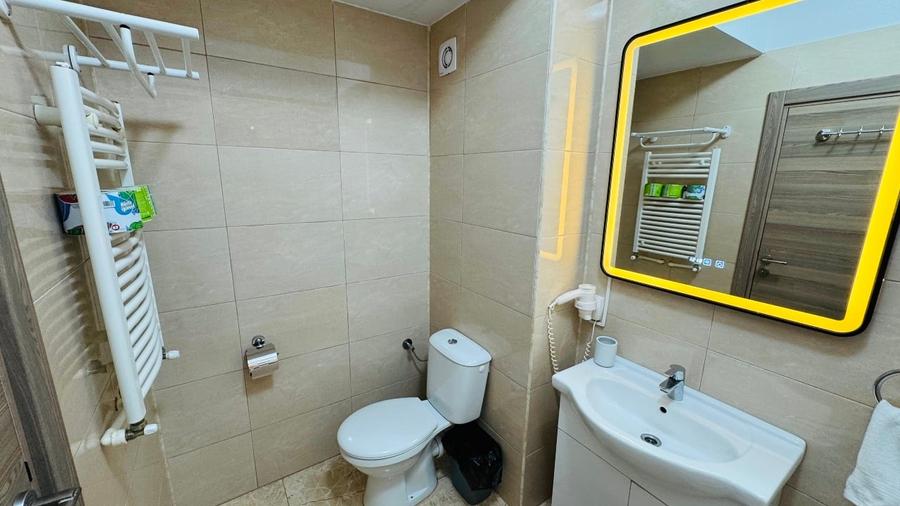 Apartament cu 2 camere semidecomandat, mobilat în Nord