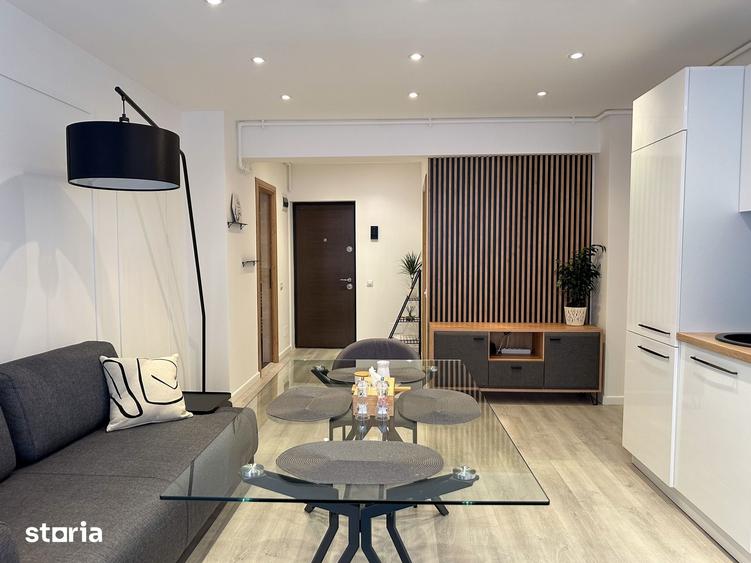 Apartament cu 4 camere semidecomandat în Baciu