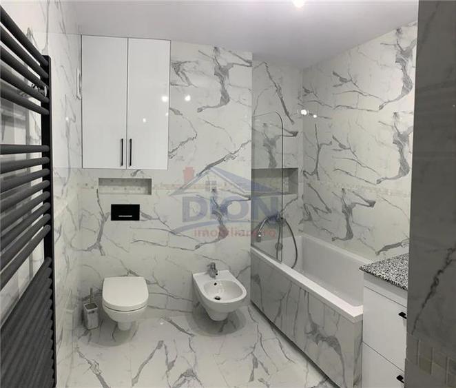 Apartament cu 3 camere decomandat, mobilat în Decebal