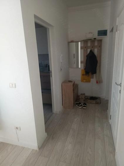 Apartament cu 2 camere decomandat, mobilat în Giroc