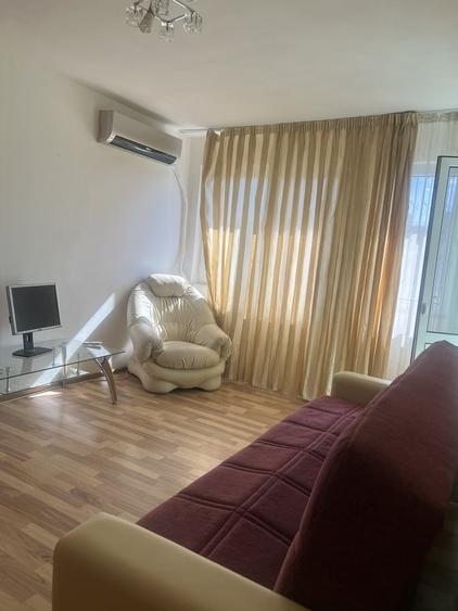 Apartament cu 2 camere semidecomandat în Alexandru Obregia