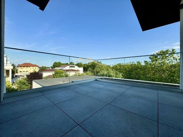 Vila cu 5 camere  *366mp* / Curte privată *315mp* / Pipera - Lake View - 51