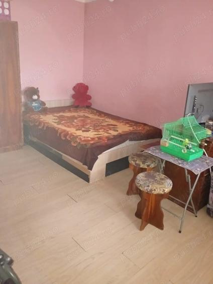 Garsoniera spa?ioasa DE VANZARE ( zona Micro 1 -peste Luncoi , Brad) - 6