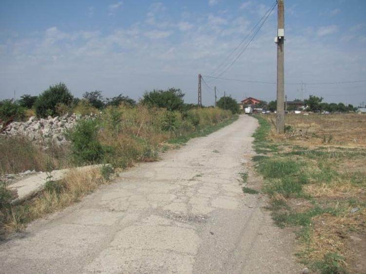 Teren Construcții intravilan de 14800 mp, în Central