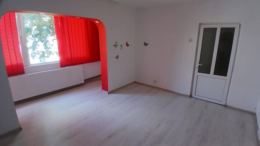 Comision 0 - Apartament 2 camere etaj intermediar - 4