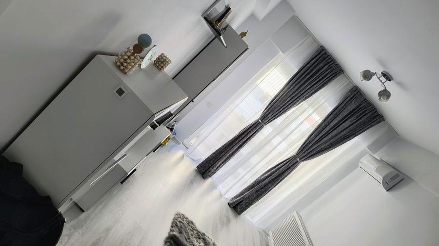 Vand apartament cu 2 camere - 7