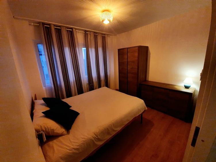 2 camere, Sala Palatului - Blocul "Liric" - 4