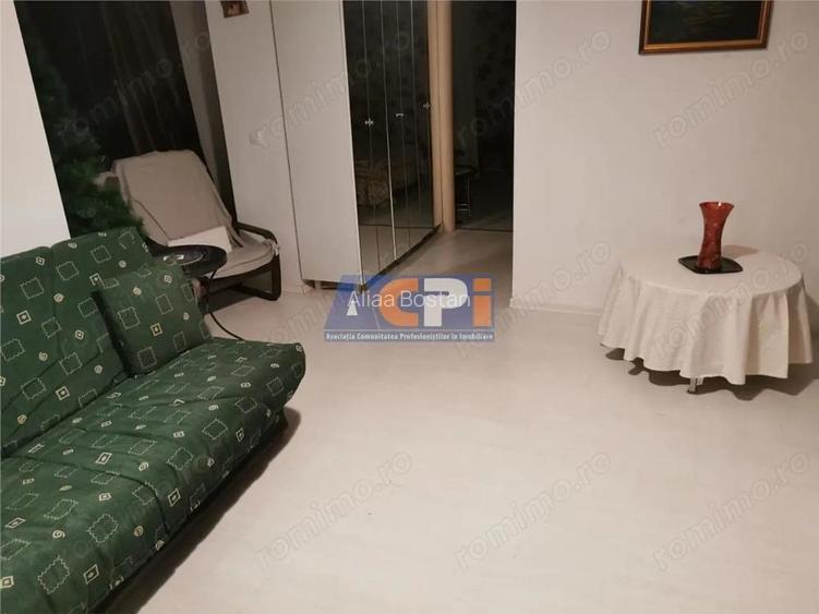 De vanzare apartament doua camere Metrou Romana