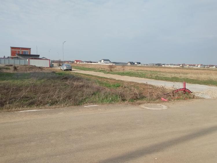 Comision 0%-Teren 1000 mp. dubla deschidere la drum asfaltat - toate utilitatile - 8